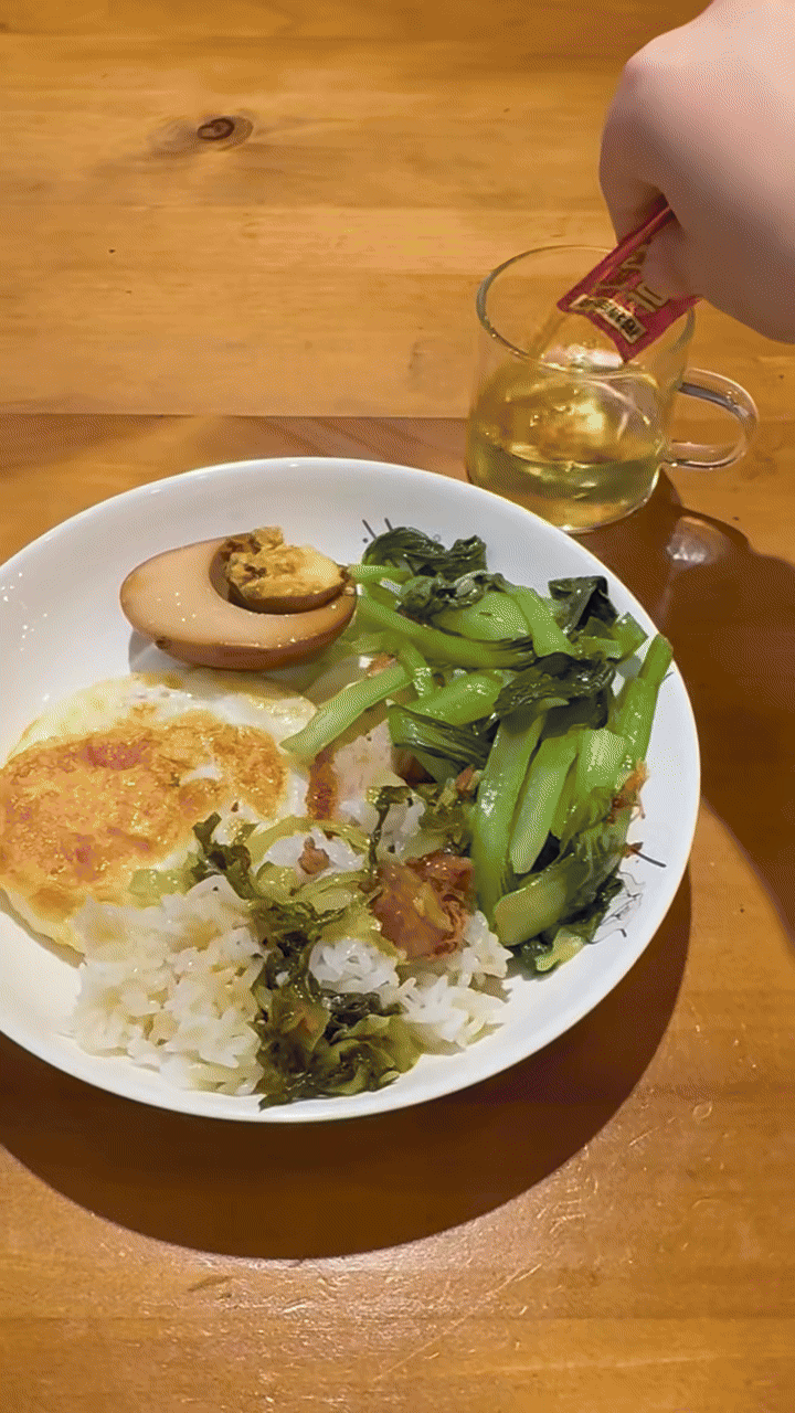 Giảm 20kg sau khi bị người nổi tiếng ch&ecirc; b&eacute;o xấu, c&ocirc; g&aacute;i giờ được v&iacute; với đại mỹ nh&acirc;n Hong Kong- Ảnh 6.