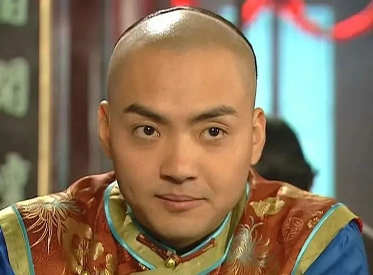 Nhan sắc xuống cấp trầm trọng của mỹ nam oán hận Triệu Vy suốt 20 năm- Ảnh 3. Nhan sắc xuống cấp trầm trọng của mỹ nam oán hận Triệu Vy suốt 20 năm- Ảnh 3.