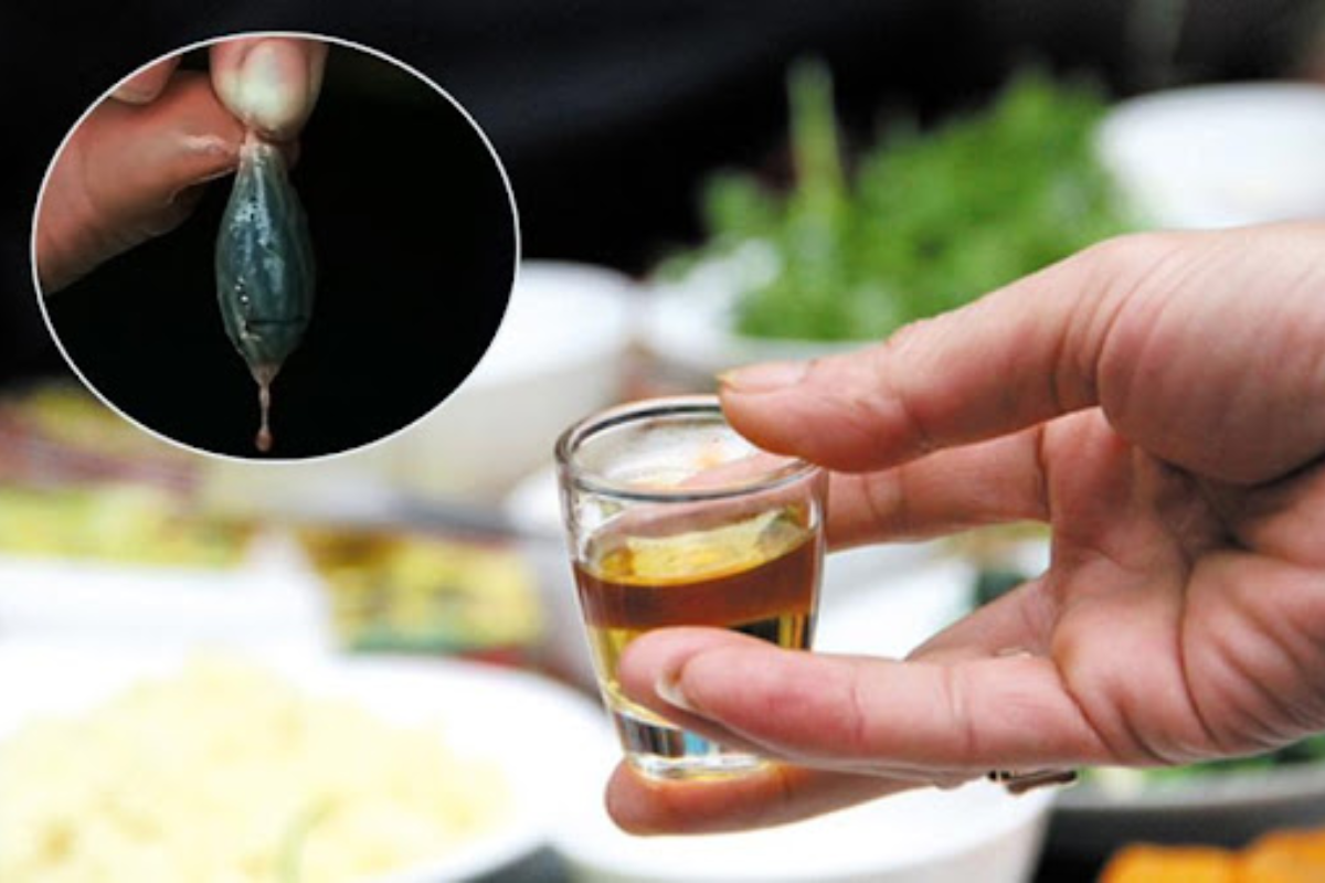 Suy thận cấp, tổn thương gan nghi&ecirc;m trọng sau khi cố ăn b&aacute;t canh c&aacute; c&oacute; vị lạ- Ảnh 2.