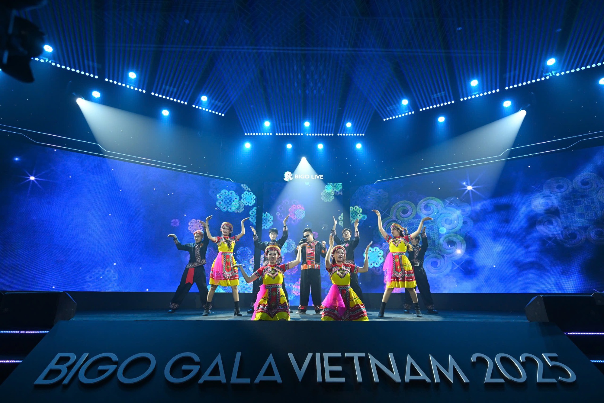Dấu ấn của cộng đồng s&aacute;ng tạo Việt tại BIGO Gala Vietnam 2025- Ảnh 4.