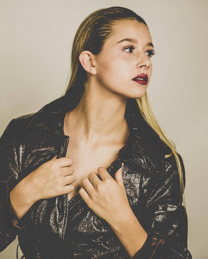 Sắc vóc đời thường gợi cảm của tân Miss Cosmo 2025- Ảnh 10.