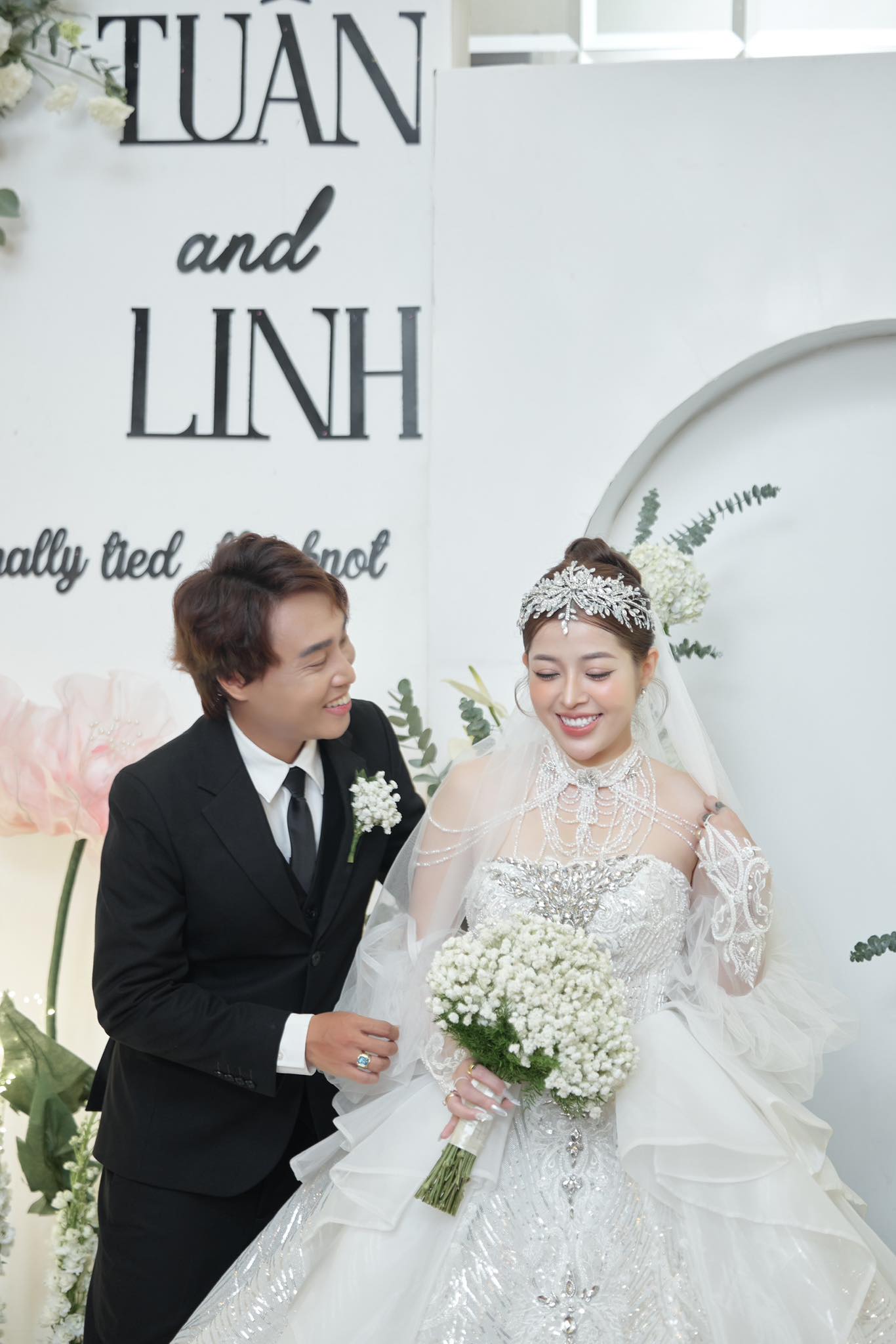 Nữ TikToker nổi tiếng th&ocirc;ng b&aacute;o 