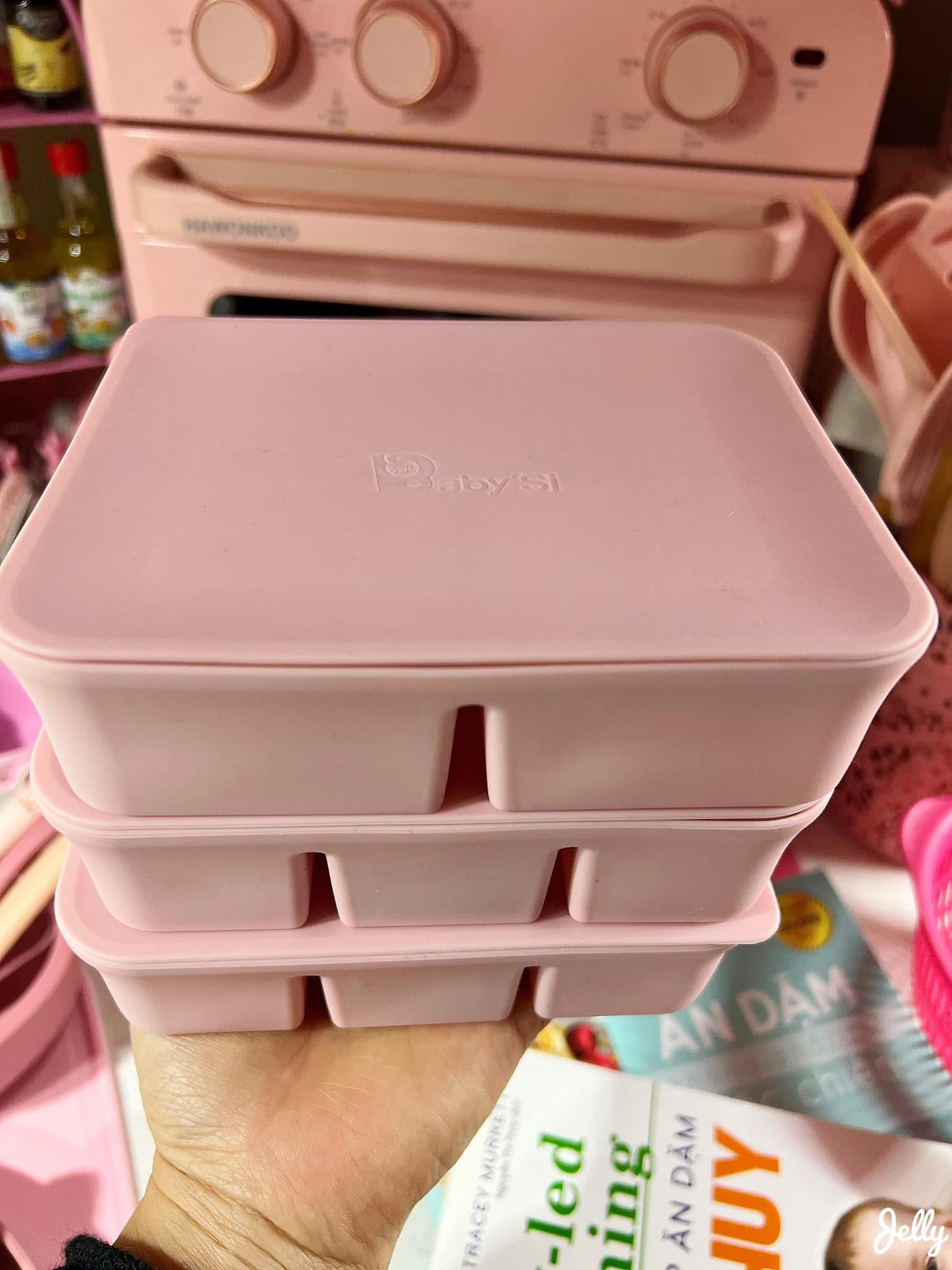 Mới 8 th&aacute;ng tuổi m&agrave; b&eacute; g&aacute;i n&agrave;y đ&atilde; sở hữu căn bếp full m&agrave;u hồng, hội mẹ bỉm xu&yacute;t xoa "c&ocirc;ng ch&uacute;a trong truyện cổ t&iacute;ch cũng chỉ đến thế l&agrave; c&ugrave;ng"- Ảnh 10.