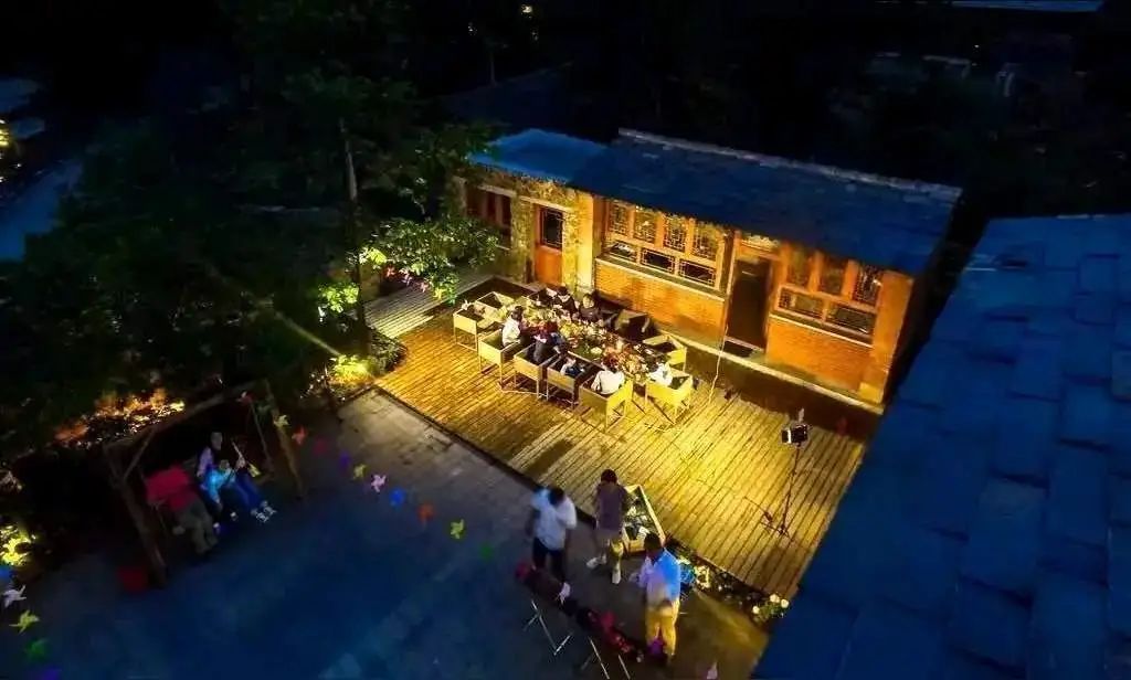 Kh&ocirc;ng thể mua nh&agrave; vườn, t&ocirc;i chọn tầng 1 c&oacute; s&acirc;n, 3 năm sau vỡ mộng ho&agrave;n to&agrave;n v&igrave; c&aacute;i gi&aacute; phải trả qu&aacute; lớn- Ảnh 1.