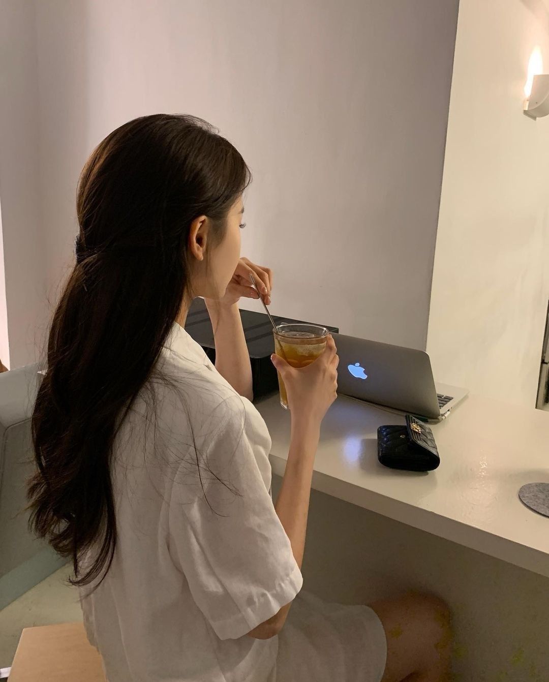 Cố tiết kiệm v&igrave; kh&ocirc;ng giỏi kiếm tiền: D&agrave;nh 7 triệu/th&aacute;ng mua v&agrave;ng, bức ảnh tiết lộ điều đ&aacute;ng nể!- Ảnh 2.