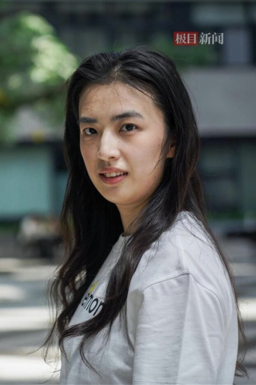 Giảm 20kg sau khi bị người nổi tiếng ch&ecirc; b&eacute;o xấu, c&ocirc; g&aacute;i giờ được v&iacute; với đại mỹ nh&acirc;n Hong Kong- Ảnh 2.