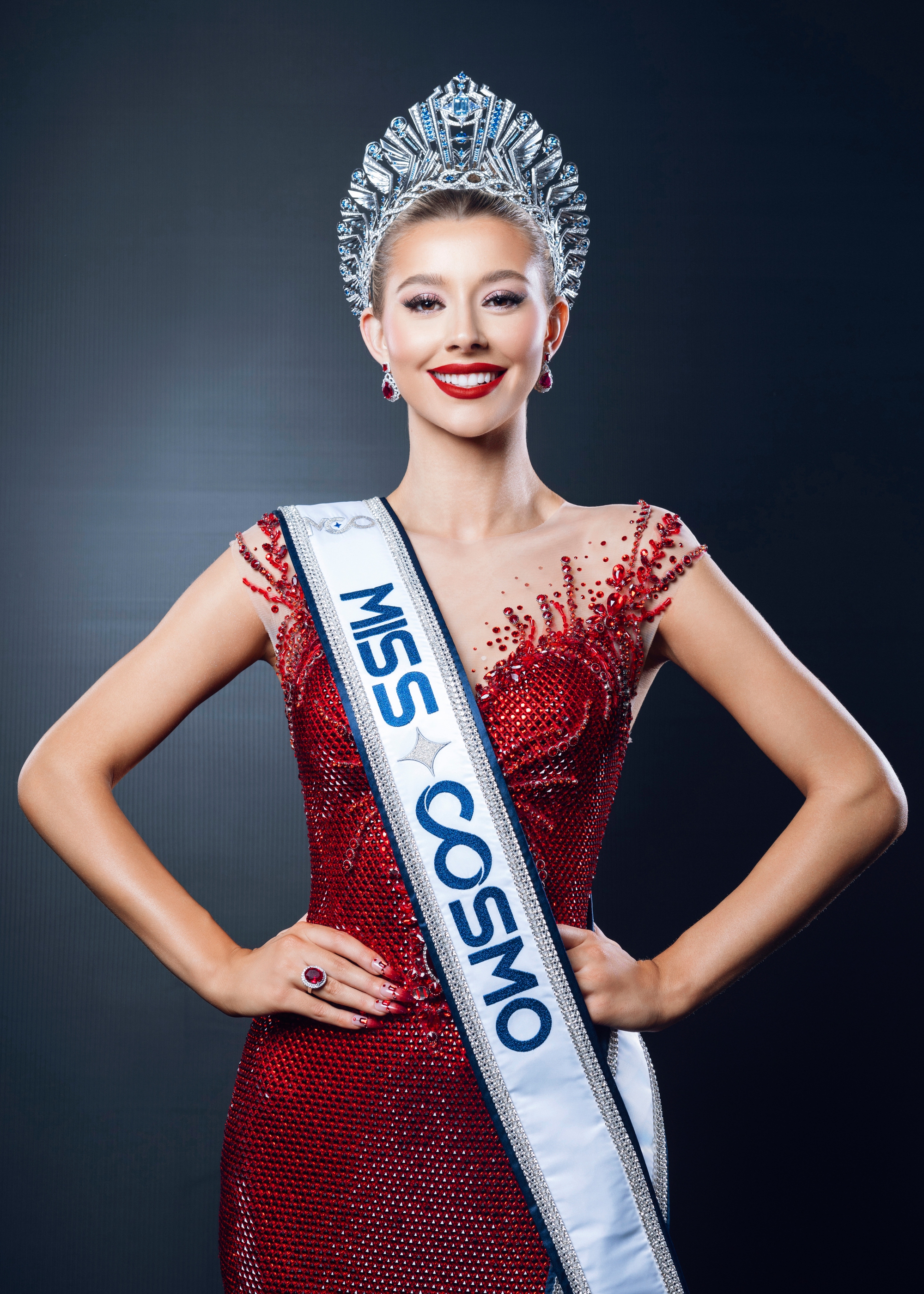 Người đẹp Mỹ đăng quang Miss Cosmo 2025, nhờ đ&acirc;u?- Ảnh 6.
