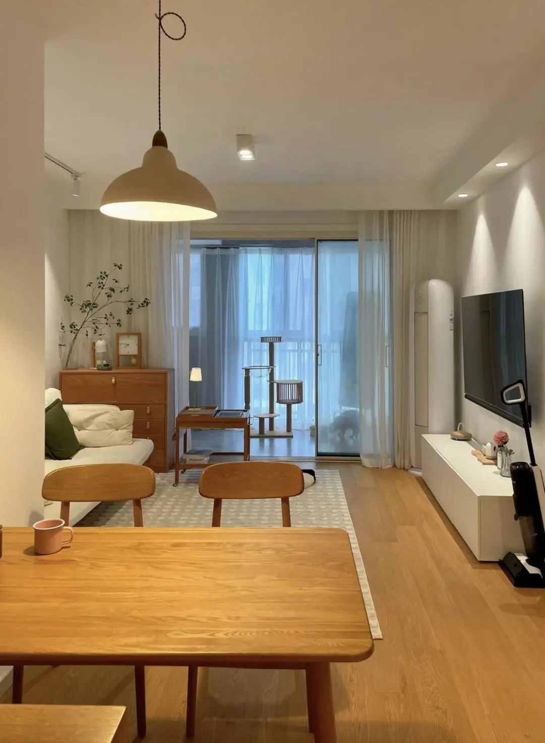 Chuyển từ căn hộ 90m2 sang 180m2, sống 8 năm rồi quay về - t&ocirc;i nhận ra nh&agrave; rộng kh&ocirc;ng khiến cuộc sống tốt hơn- Ảnh 5.