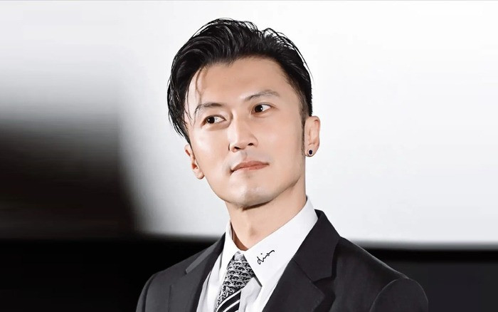 C&uacute;c Tịnh Y thu nhập hơn 500 tỷ cũng chỉ l&agrave; muỗi với c&aacute;c đại gia showbiz kh&eacute;t tiếng n&agrave;y- Ảnh 2.