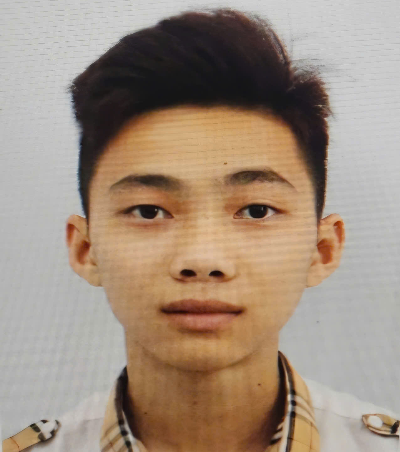 Thanh ni&ecirc;n bị C&ocirc;ng an TPHCM truy n&atilde; li&ecirc;n quan nh&oacute;m "Chill S&agrave;i G&ograve;n" đ&atilde; xuất hiện- Ảnh 1.