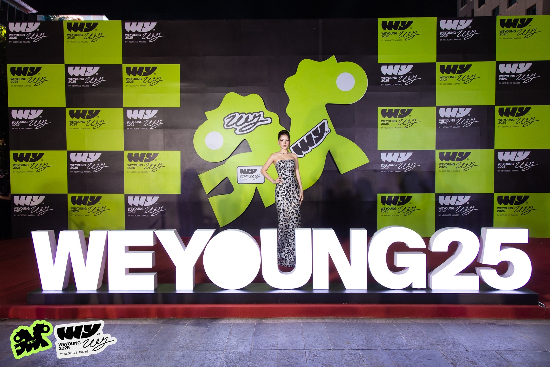 Chỉ c&oacute; 1 từ n&oacute;i về Chi Pu tối qua!- Ảnh 1.