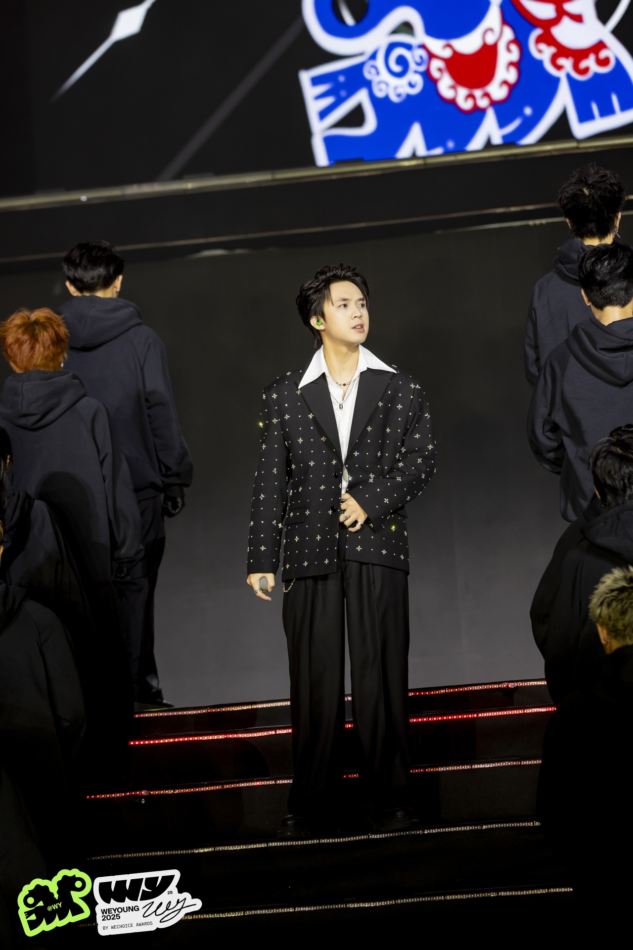 Rapper Nhật Ho&agrave;ng: "Khoảnh khắc t&ocirc;i biết m&igrave;nh đi đ&uacute;ng hướng l&agrave; nh&igrave;n thấy ba mẹ ngồi dưới s&acirc;n khấu"- Ảnh 5.