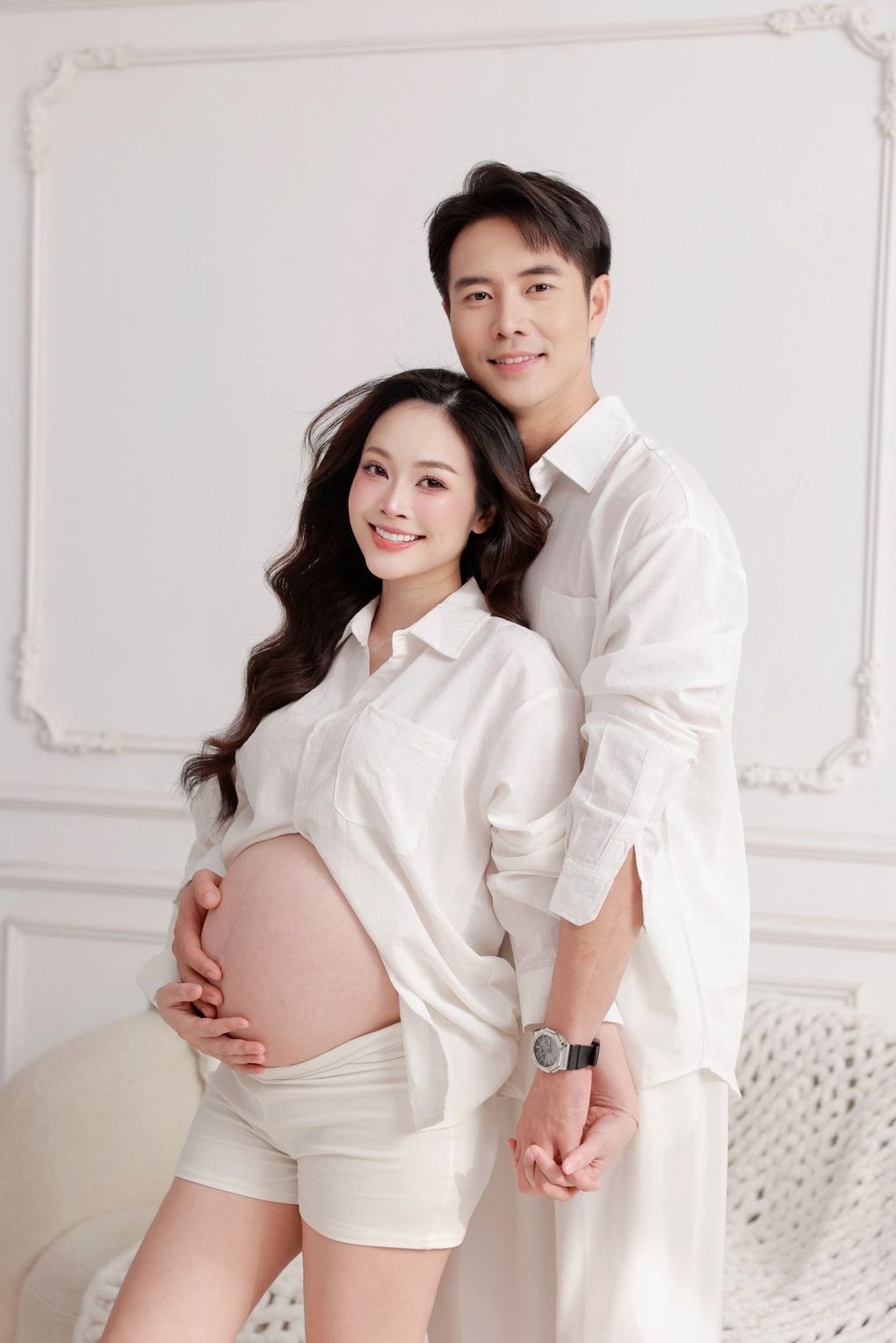 Diễn vi&ecirc;n phim giờ v&agrave;ng v&agrave; vợ MC VTV ch&agrave;o đ&oacute;n con đầu l&ograve;ng sau 4 năm kết h&ocirc;n- Ảnh 3.