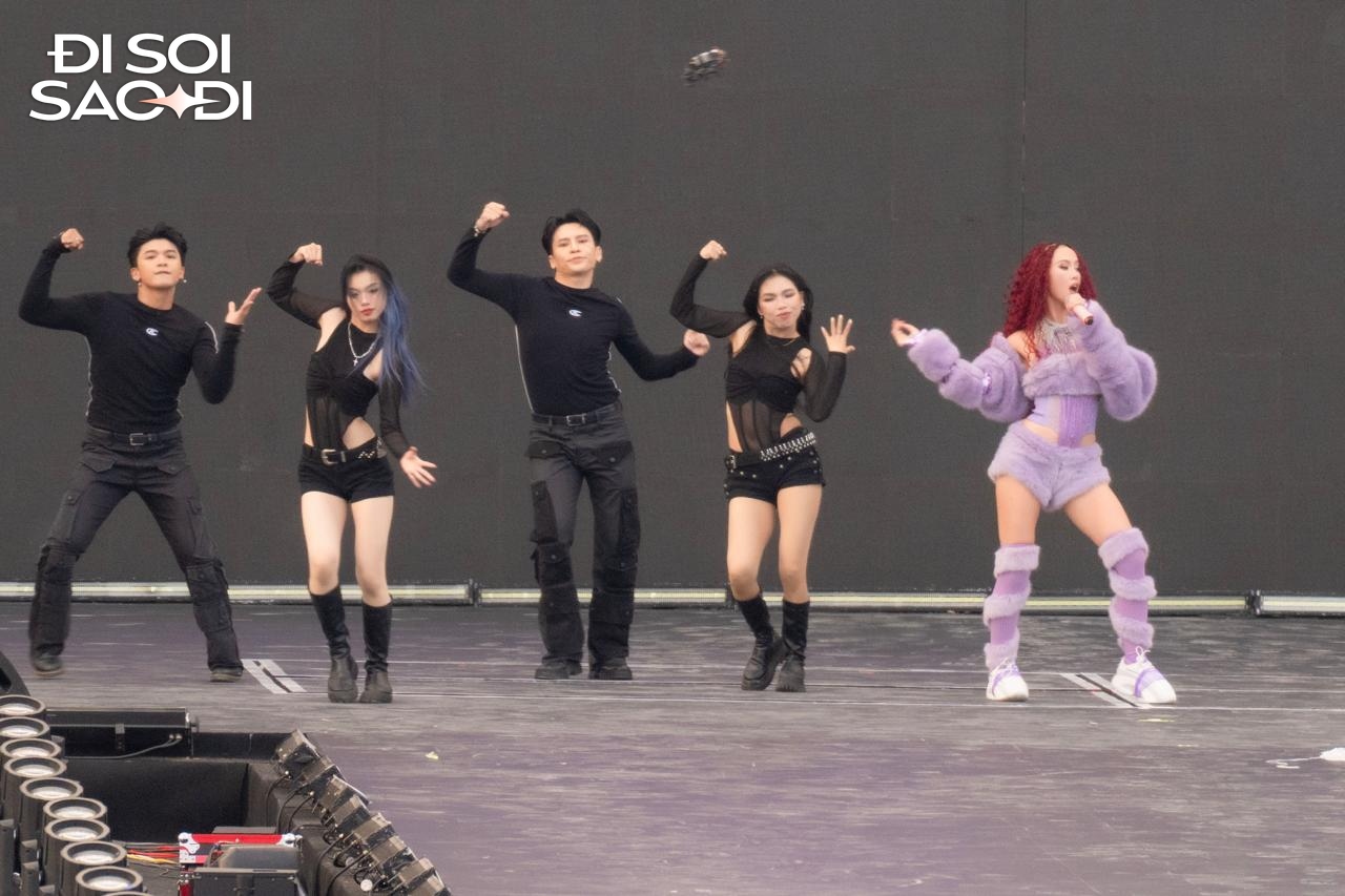 1 Chị Đẹp bị sốt xuất huyết, đang truyền nước vẫn trốn viện đi tổng duyệt concert- Ảnh 2.