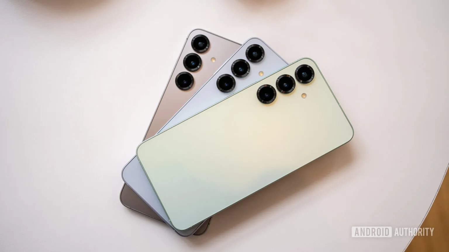 D&ugrave; l&agrave; fan cứng Android, t&ocirc;i phải "cay đắng" thừa nhận chiếc iPhone n&agrave;y mới đ&uacute;ng l&agrave; điện thoại của năm 2025- Ảnh 3.