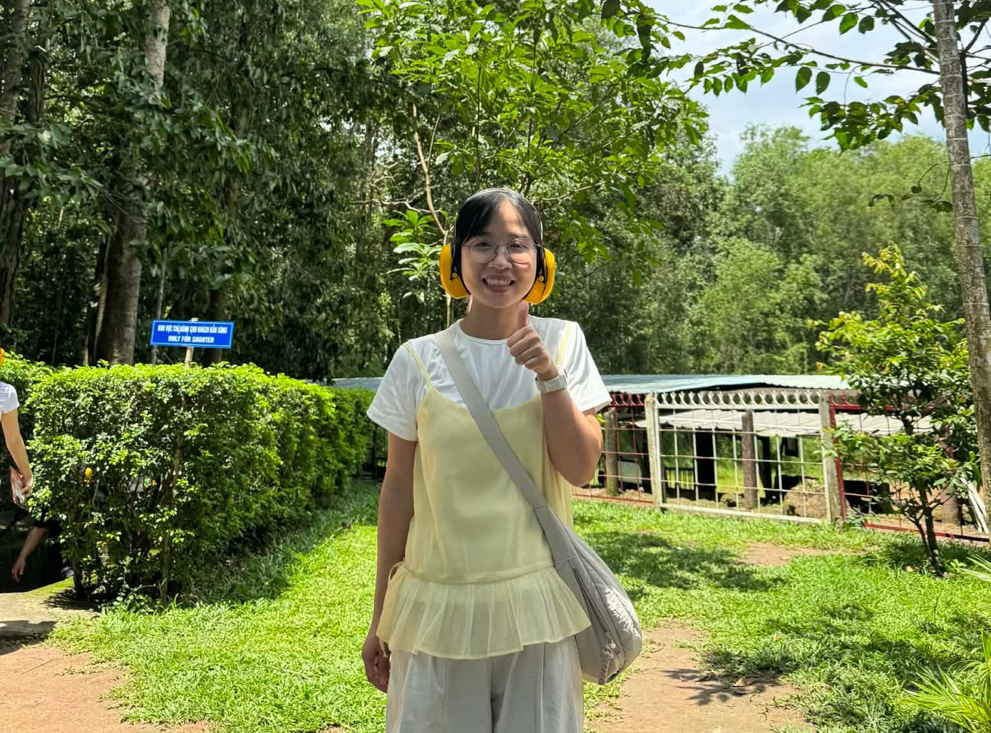 Giới trẻ theo đuổi xu hướng vừa l&agrave;m, vừa du lịch- Ảnh 3.