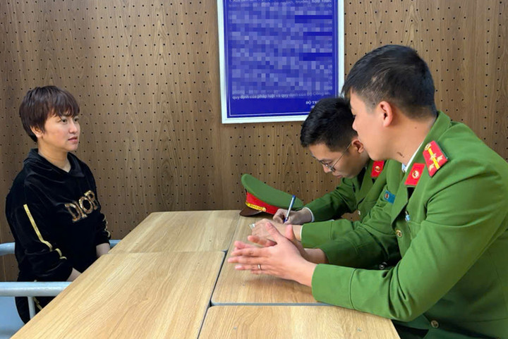 Giả chết trục lợi bảo hiểm: Người th&acirc;n đến ph&uacute;ng viếng, ch&ocirc;n cất cũng bị qua mặt- Ảnh 2.