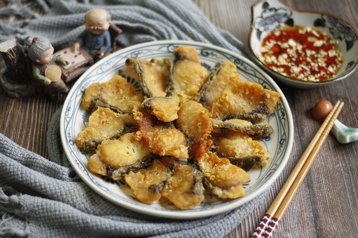 C&aacute;ch r&aacute;n c&aacute; v&agrave;ng ruộm, gi&ograve;n tan, thơm lừng kh&ocirc;ng tanh: Ăn ai cũng phải&nbsp; khen- Ảnh 1.