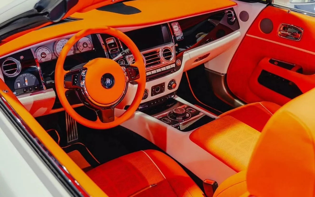Rolls-Royce Dawn độ độc lạ, chỉ c&oacute; 25 chiếc to&agrave;n cầu- Ảnh 6.