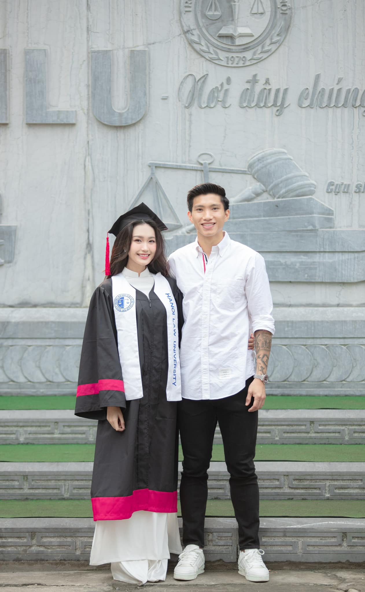 Bận rộn chăm chồng chấn thương v&agrave; con trai nhỏ, tiểu thư Do&atilde;n Hải My vẫn &acirc;m thầm thi đỗ Thạc sĩ Đại học Luật- Ảnh 4.