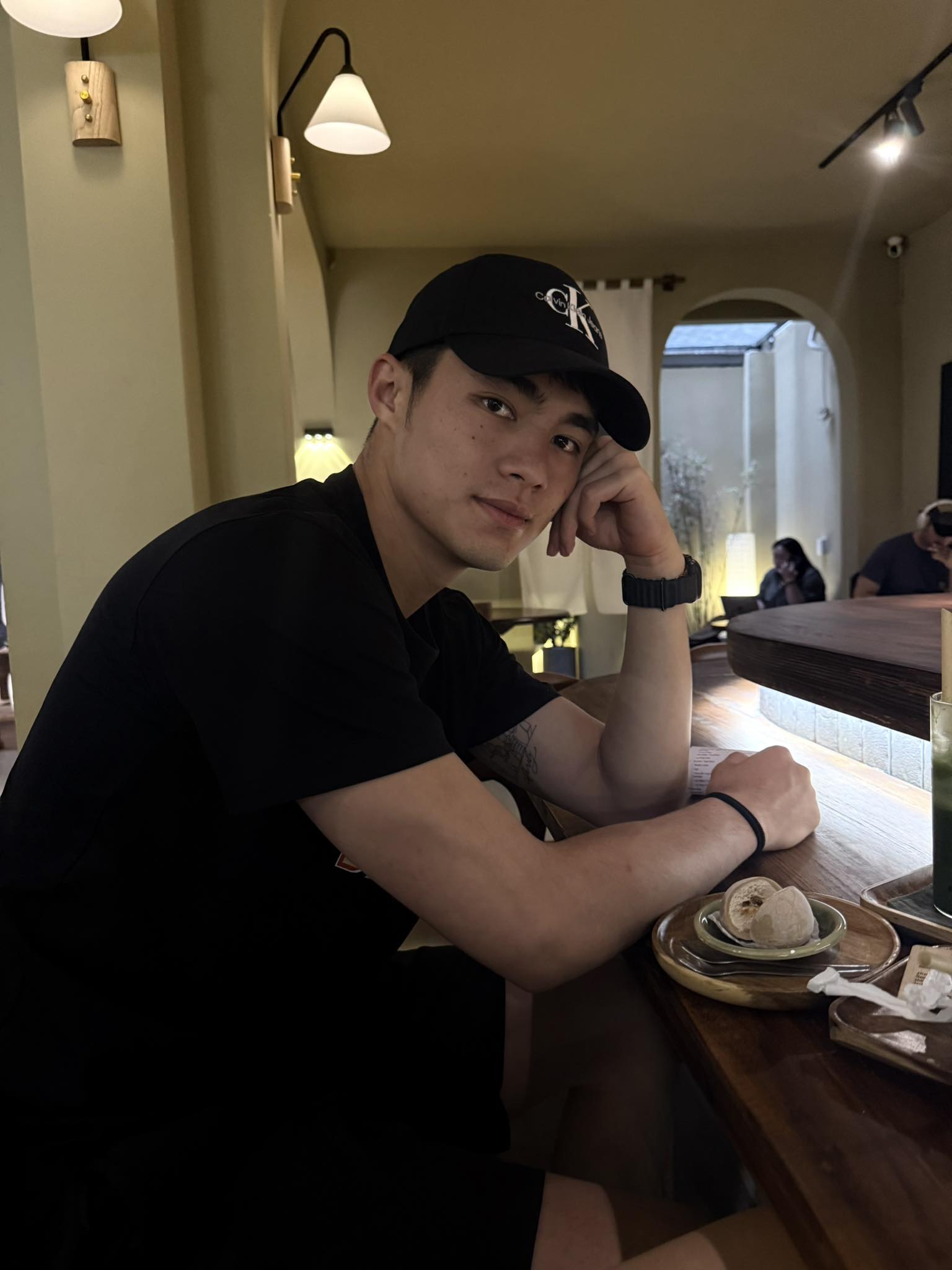 Clip của Trần Trung Ki&ecirc;n tại một tiệm massage trị liệu ở Gia Lai g&acirc;y sốt- Ảnh 7.