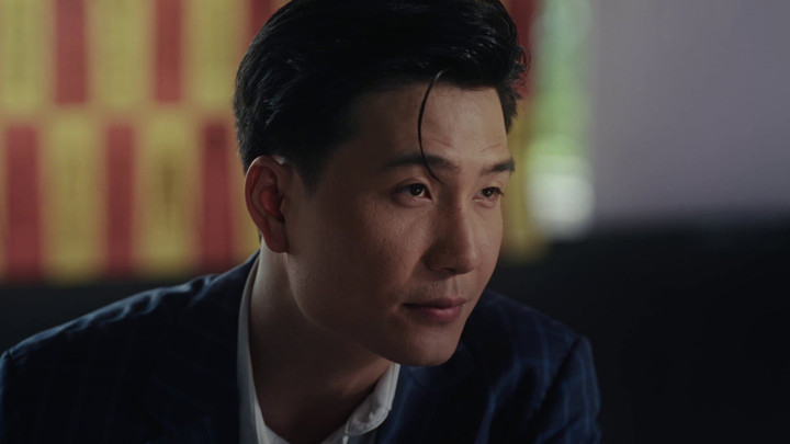 "Trai đểu" phim giờ v&agrave;ng VTV: Từng bị liệt 2 ch&acirc;n, mệnh danh "tổng t&agrave;i m&agrave;n ảnh"- Ảnh 6.