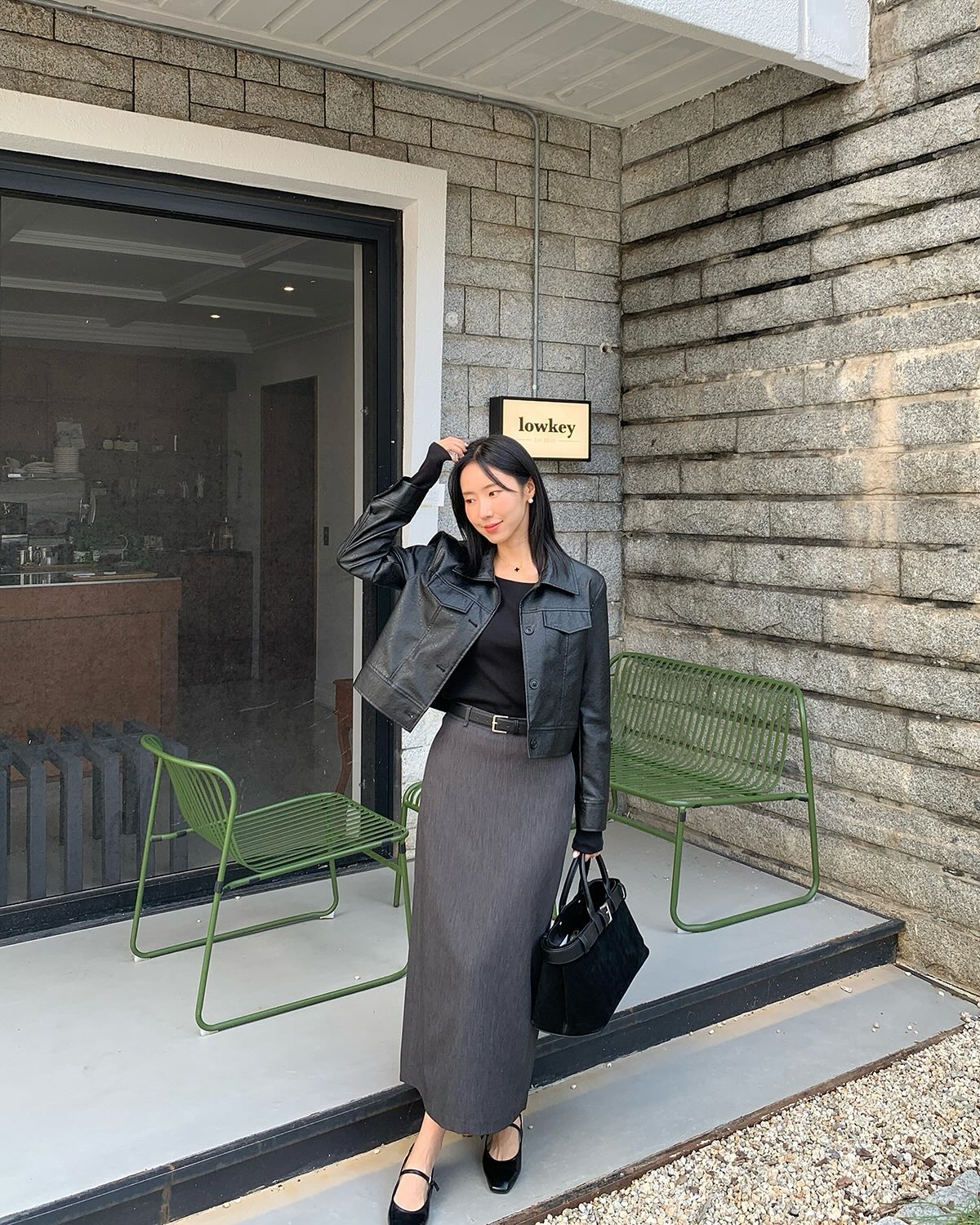 5 c&aacute;ch mặc đồ c&ocirc;ng sở gi&uacute;p n&agrave;ng trẻ hẳn ra, quan trọng l&agrave; vẫn chuẩn thanh lịch- Ảnh 9.