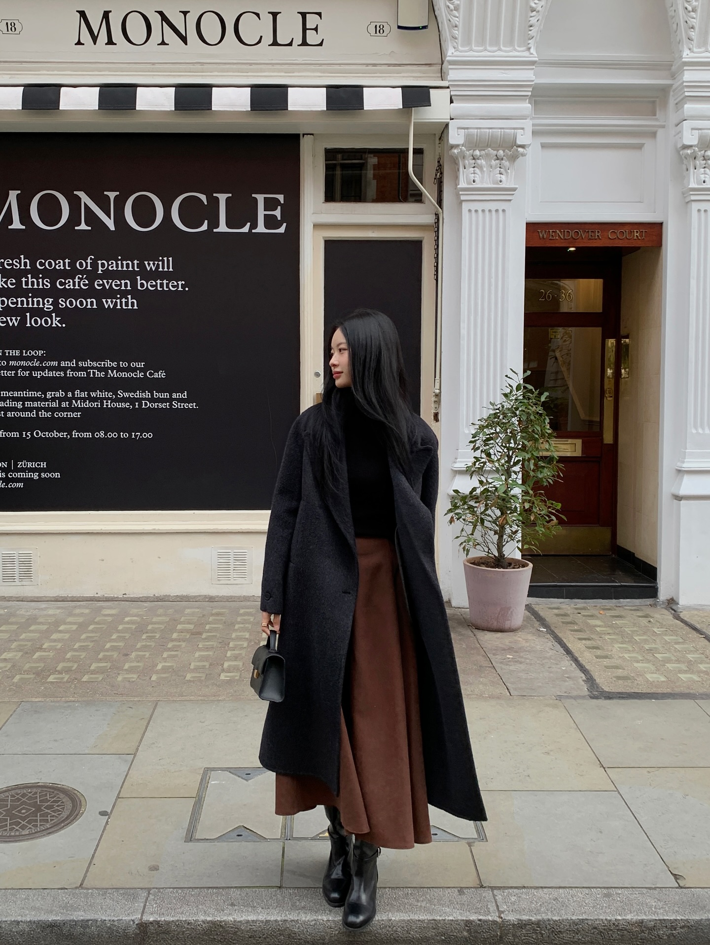 Ch&acirc;n v&aacute;y chữ A che khuyết điểm đỉnh cao, mix với 5 mẫu &aacute;o n&agrave;y l&agrave; ph&ugrave; hợp nhất- Ảnh 12.