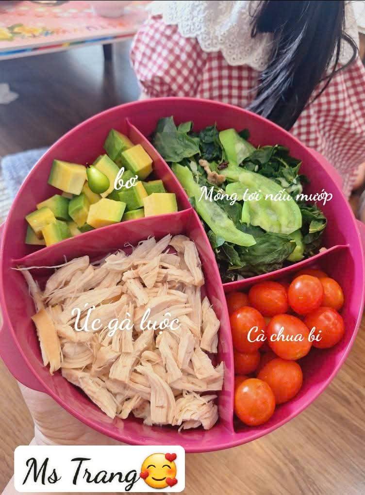 9 th&aacute;ng mang hộp cơm kiểu n&agrave;y đi l&agrave;m, mẹ 2 con giảm 15kg trong sự ngỡ ng&agrave;ng- Ảnh 10.