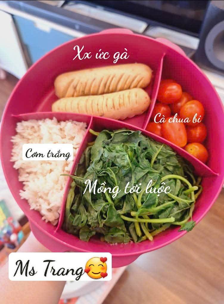 9 th&aacute;ng mang hộp cơm kiểu n&agrave;y đi l&agrave;m, mẹ 2 con giảm 15kg trong sự ngỡ ng&agrave;ng- Ảnh 11.