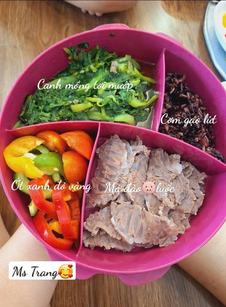 9 th&aacute;ng mang hộp cơm kiểu n&agrave;y đi l&agrave;m, mẹ 2 con giảm 15kg trong sự ngỡ ng&agrave;ng- Ảnh 16.