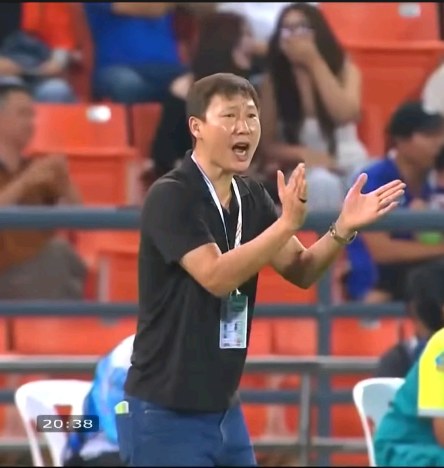 Lộ b&iacute; mật về chiếc nhẫn 