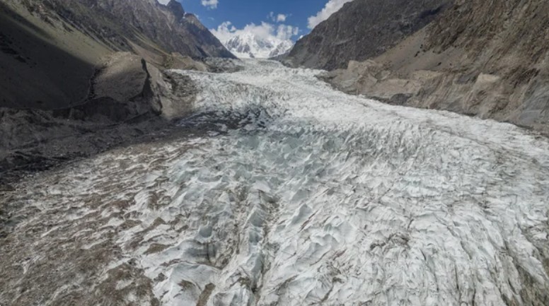 Mất t&iacute;ch giữa n&uacute;i băng suốt 28 năm, người đ&agrave;n &ocirc;ng bất ngờ được 