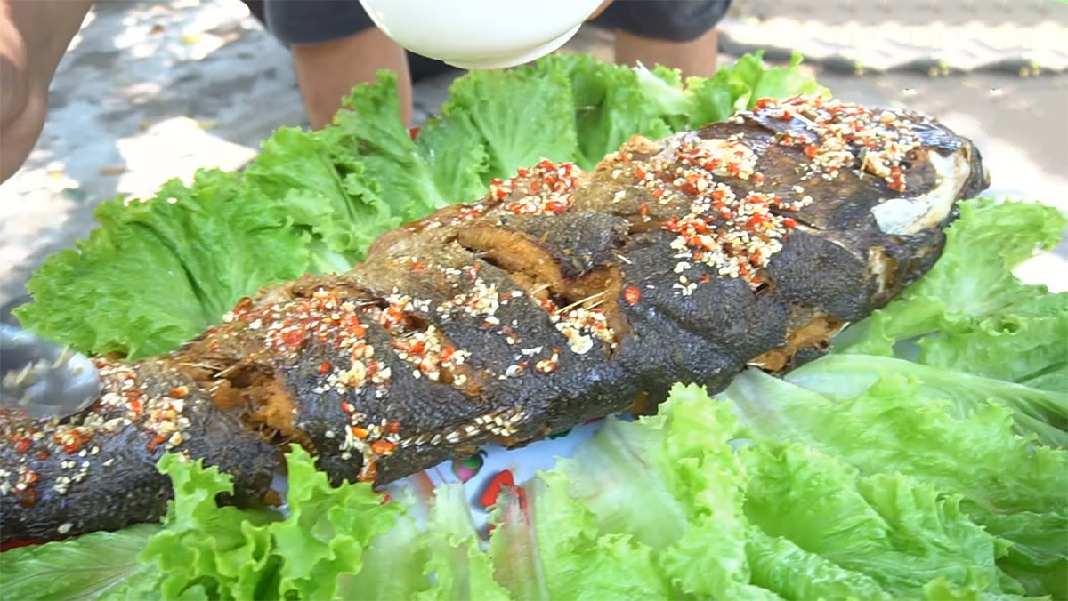 Việt Nam c&oacute; loại c&aacute; b&igrave;nh d&acirc;n, gi&agrave;u omega-3 ngang c&aacute; hồi, rất tốt cho nam giới nhưng hay bị &ldquo;gh&eacute;t bỏ&rdquo;- Ảnh 3.