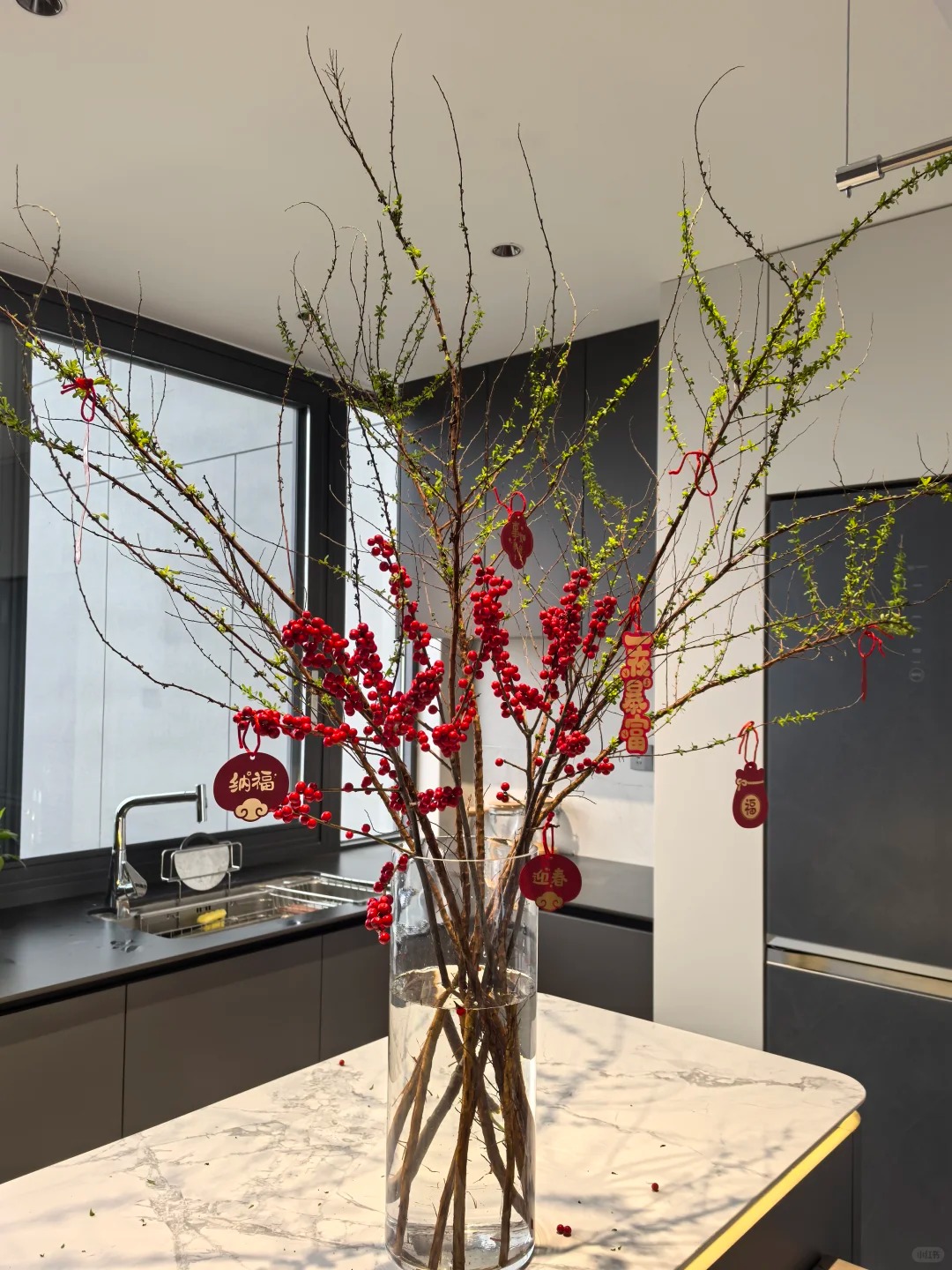 B&iacute; k&iacute;p cắm đ&agrave;o đ&ocirc;ng đỏ chơi bền xuy&ecirc;n Tết 2026: Lo&agrave;i 