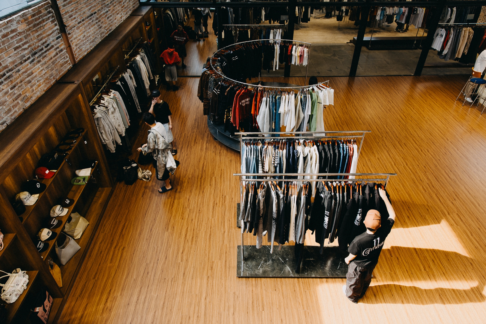 B&ecirc;n trong khu tổ hợp 1.600m&sup2; đang hot ở TP.HCM: V&igrave; sao kh&aacute;ch T&acirc;y m&ecirc;, d&acirc;n Việt chi 4 - 5 triệu/ lần đến?- Ảnh 3.