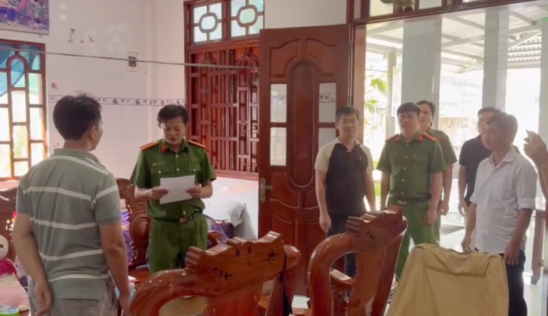 Kh&aacute;m x&eacute;t nơi ở, nơi l&agrave;m việc của Nguyễn Việt Phương SN 1985 trong một chuy&ecirc;n &aacute;n lớn- Ảnh 5.