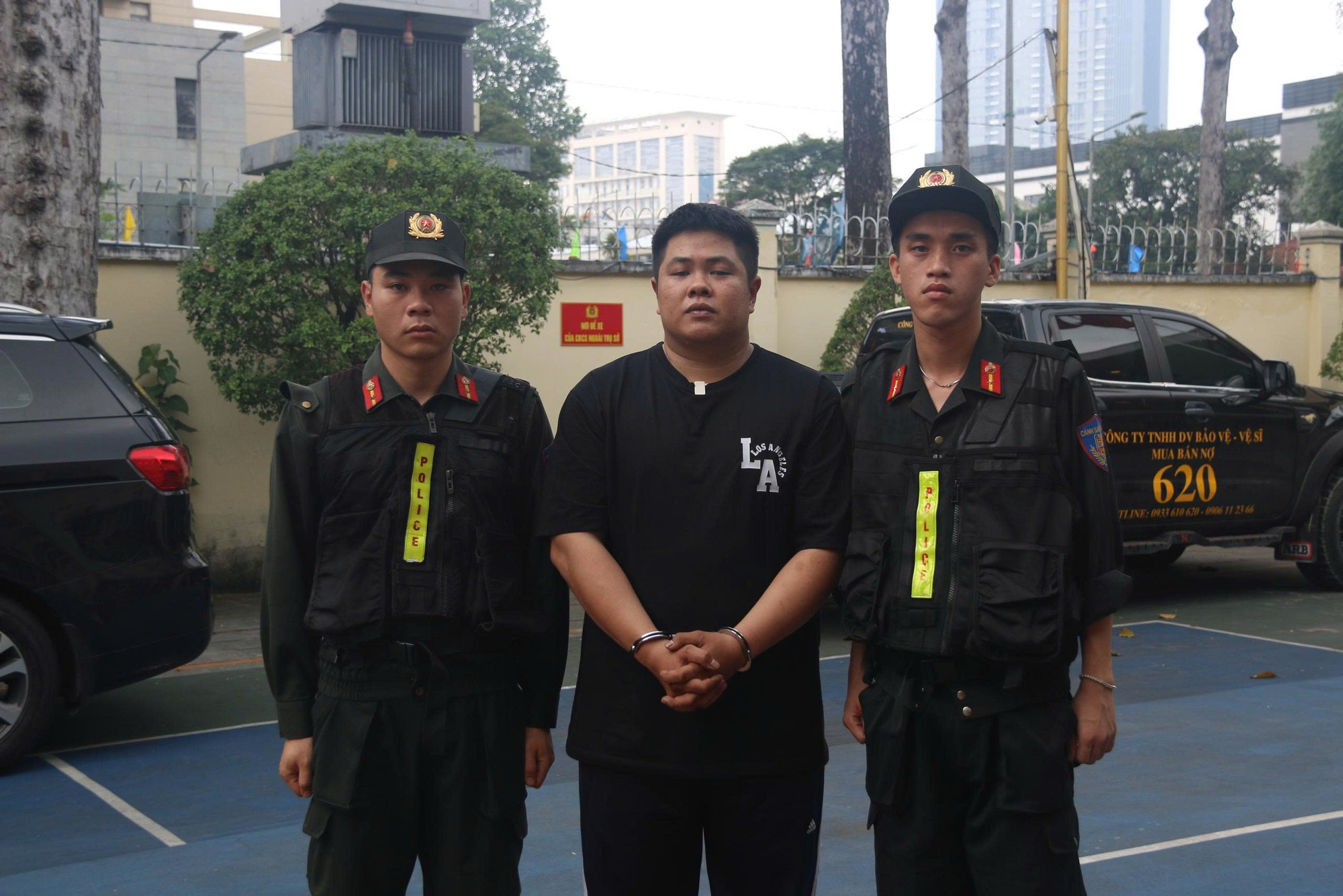 C&ocirc;ng an TPHCM bắt "Được Đất Bắc"- Ảnh 6.