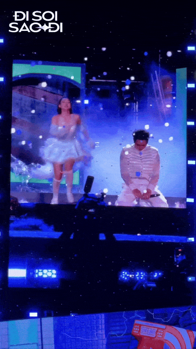 Vạn vật đều “đổ rạp” trước SOOBIN, đứng cạnh ai người đó mất thăng bằng- Ảnh 5.