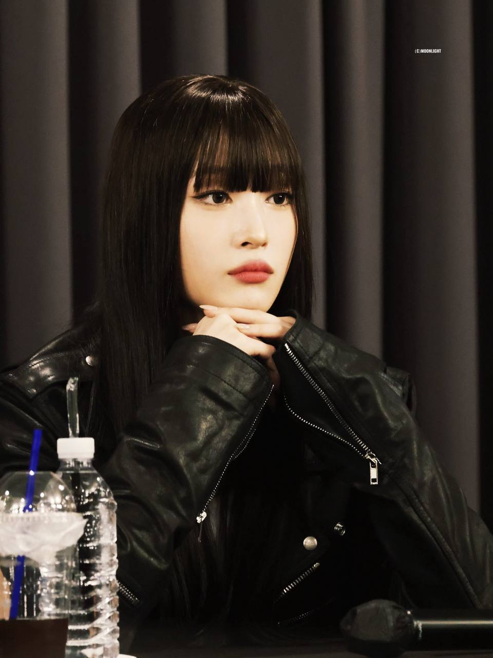 Tiểu thư Samsung khiến qu&aacute; khứ của Kim Ji Won được nhắc lại- Ảnh 3.