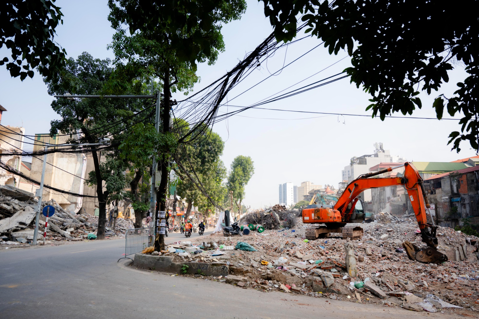 Người phụ nữ ở La Th&agrave;nh (H&agrave; Nội) b&agrave;n giao nh&agrave; sớm lấy tiền mua 100 c&acirc;y v&agrave;ng biết số tiền l&atilde;i m&agrave; cho&aacute;ng- Ảnh 3.