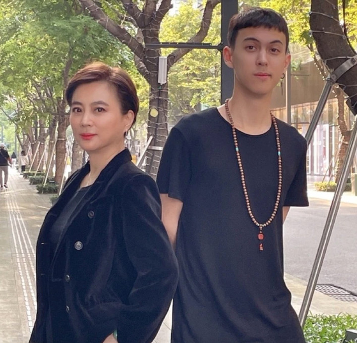 Mỹ nhân đẹp nhất Tây Du Ký: Lận đận hôn nhân, U70 thành bà trùm điện ảnh- Ảnh 3.