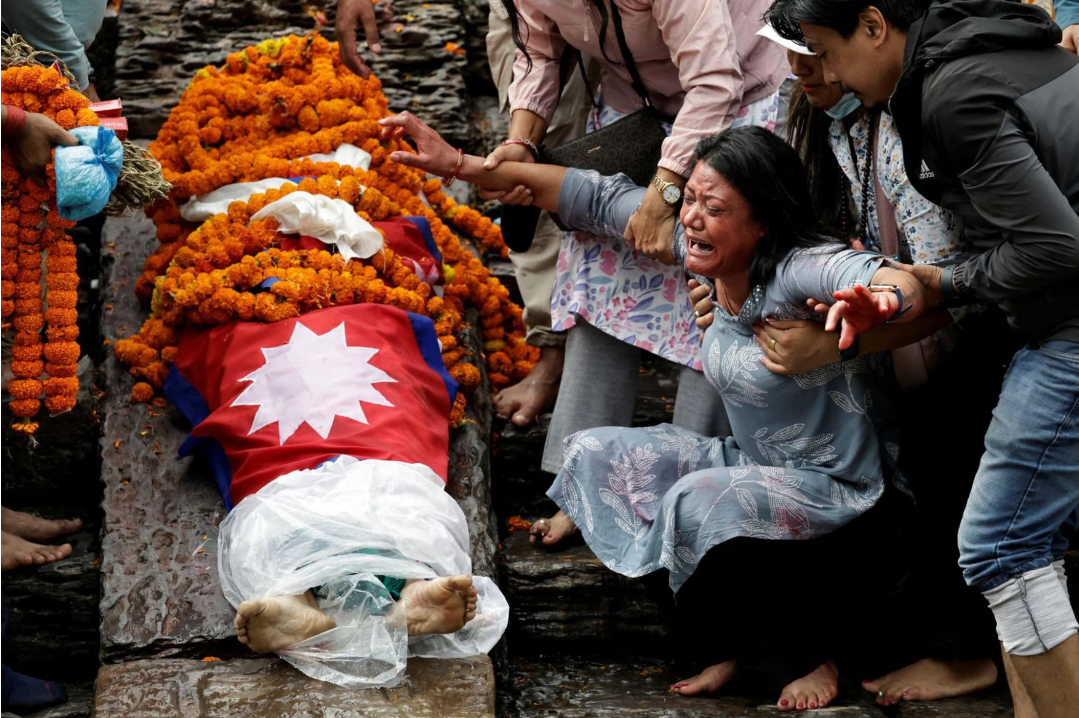 Ch&ugrave;m ảnh: Ch&uacute;ng ta đ&atilde; sống một năm 2025 như thế n&agrave;o?- Ảnh 14.