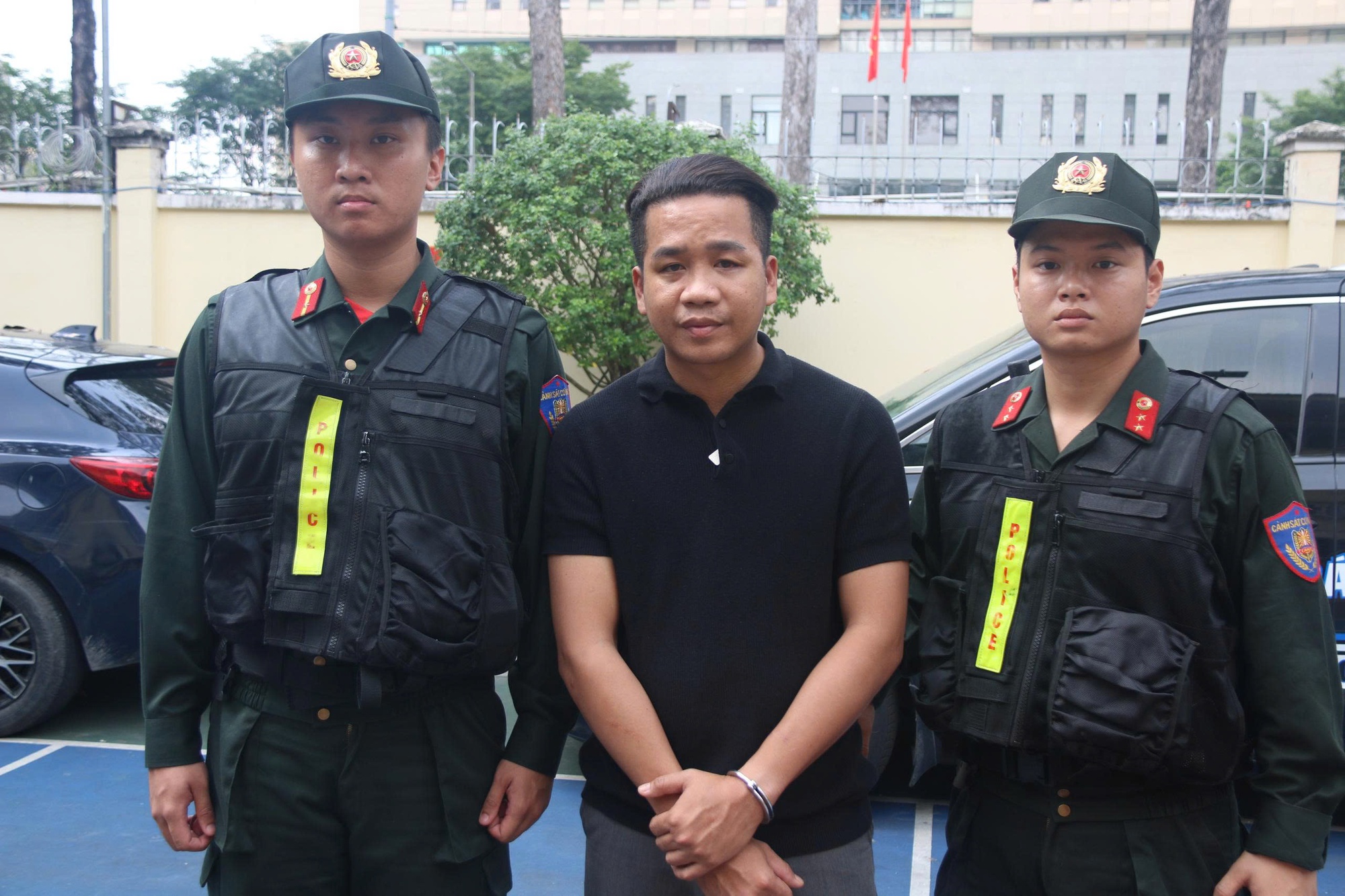 C&ocirc;ng an TPHCM bắt "Được Đất Bắc"- Ảnh 7.