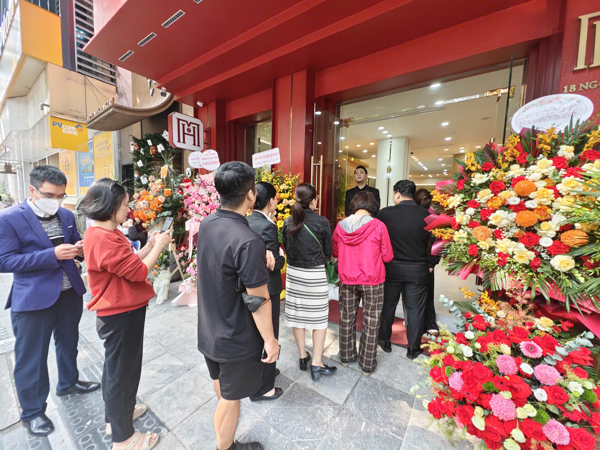 Tiết kiệm được 3-5 triệu/th&aacute;ng: Thừa sức mua v&agrave;ng, l&agrave;m th&ecirc;m việc n&agrave;y nữa th&igrave; c&agrave;ng y&ecirc;n t&acirc;m!- Ảnh 3.