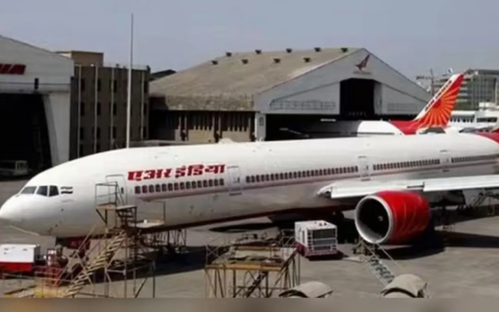 M&aacute;y bay Air India hạ c&aacute;nh khẩn cấp do động cơ ngừng hoạt động giữa kh&ocirc;ng trung- Ảnh 2.