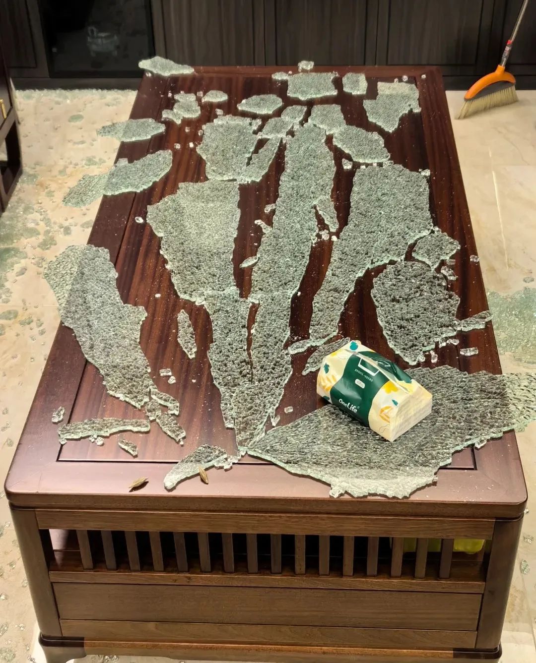 7 m&oacute;n đồ nh&igrave;n th&igrave; sang nhưng cực khổ khi vứt bỏ, t&ocirc;i mất cả năm mới dọn hết- Ảnh 1.