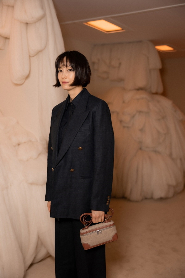 Vợ đẹp của 3 tài tử tên Bin: Toàn là huyền thoại nhan sắc, style tuổi ngoài 40 đẳng cấp- Ảnh 17.