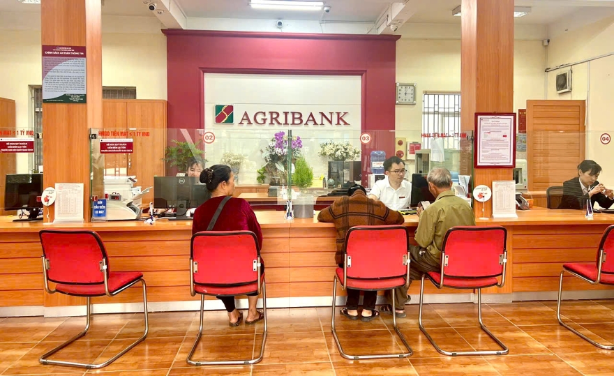 Hưng Y&ecirc;n: Nh&acirc;n vi&ecirc;n Agribank chủ động tr&igrave; ho&atilde;n y&ecirc;u cầu r&uacute;t 5 sổ tiết kiệm của b&agrave; cụ, h&ocirc;m sau nhận được thư cảm ơn- Ảnh 1.