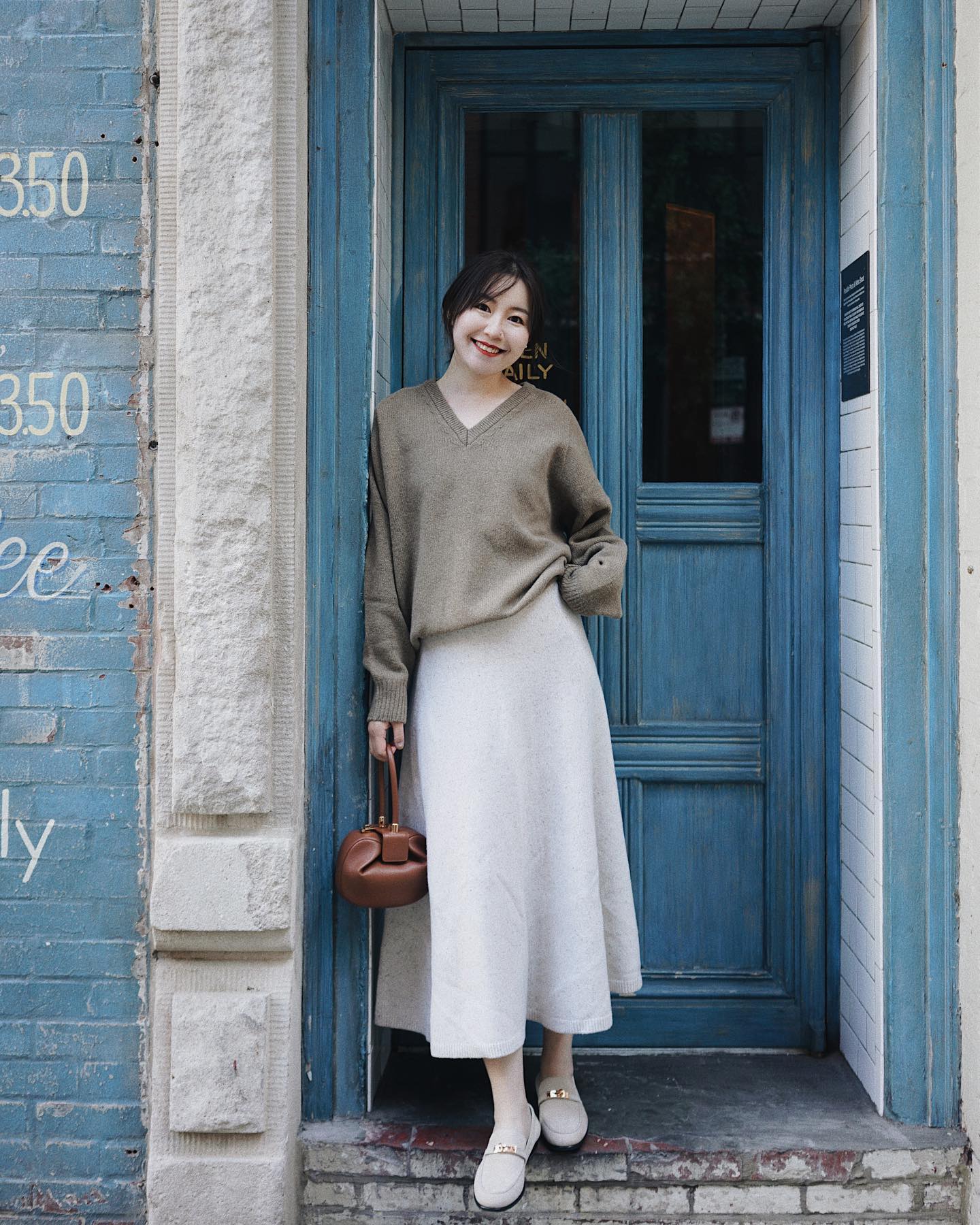 Ch&acirc;n v&aacute;y mặc theo 5 c&ocirc;ng thức tối giản n&agrave;y l&agrave; chuẩn đẹp v&agrave; sang- Ảnh 6.